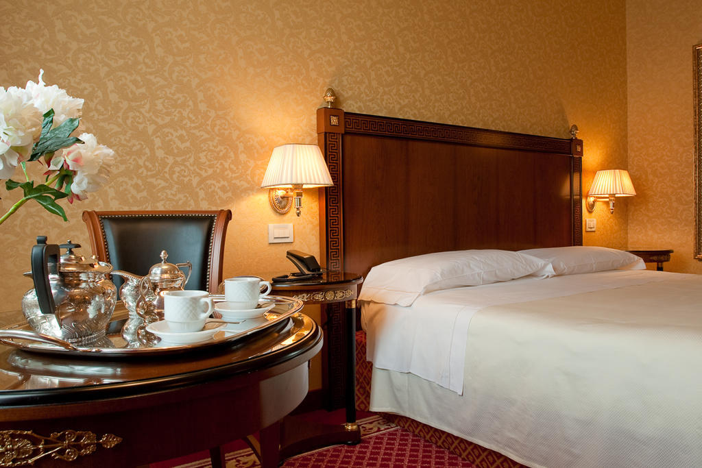 Hotel Maxim Anzola dell'Emilia Cameră foto